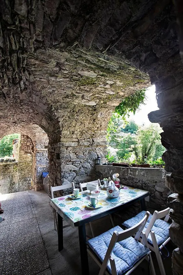 Villa Caste Style Near Cinque Terre Riccò del Golfo di Spezia Сasa de vacaciones